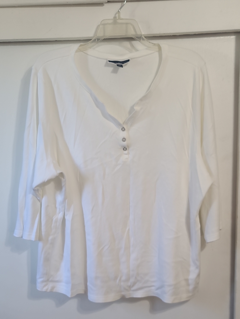 Karen Scott White 3/4 Sleeve Henley Top
